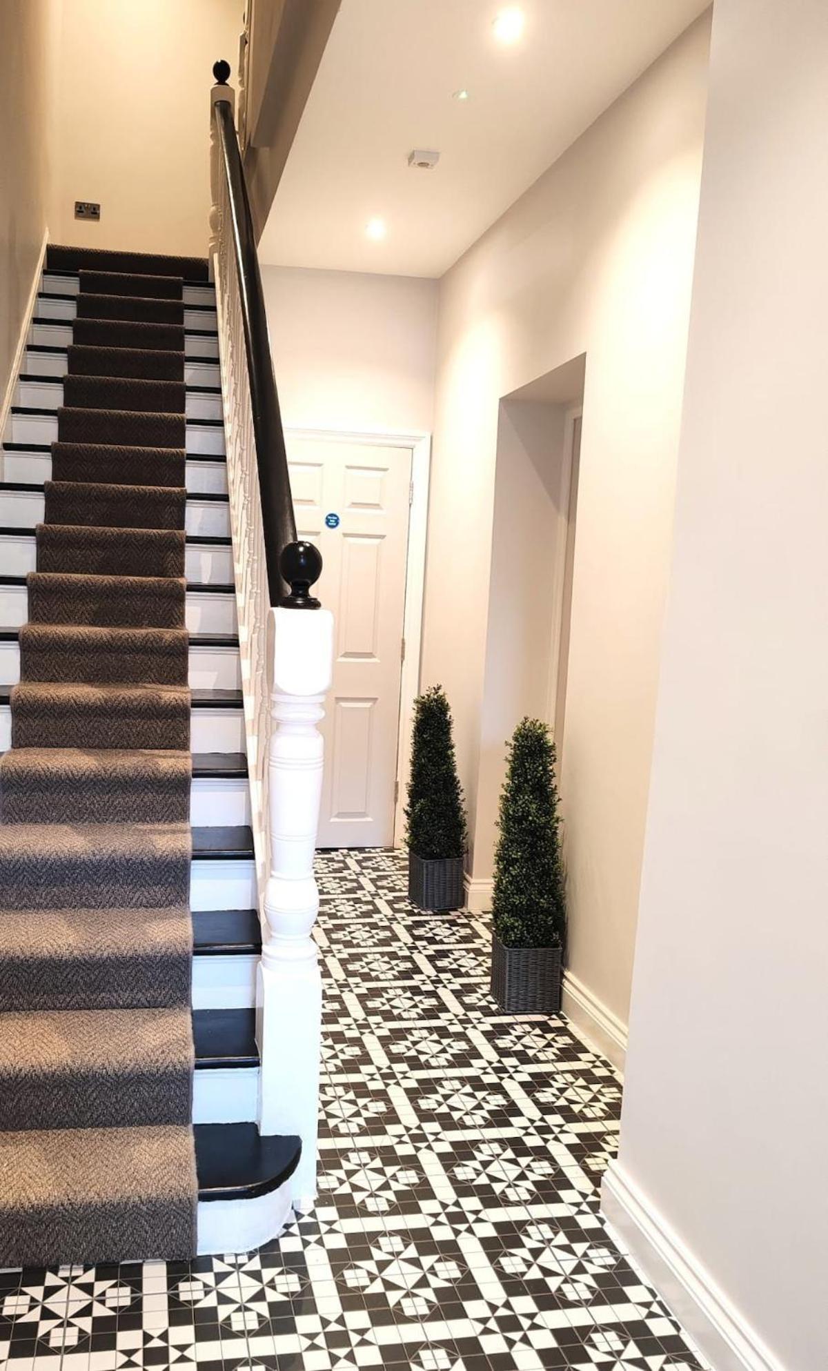 Stunning Modern Apartment Sleeps 4 - 6 Min Walk From Golden Beaches-Free Parking 본머스 외부 사진